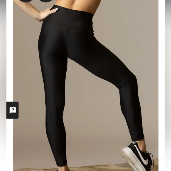 Tiger Friday Hot Cross Leggings - Picture 2 of 10